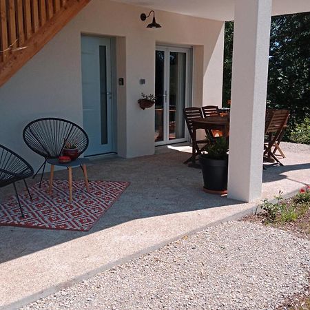 Gite Des Roches La Chaux-du-Dombief Zewnętrze zdjęcie